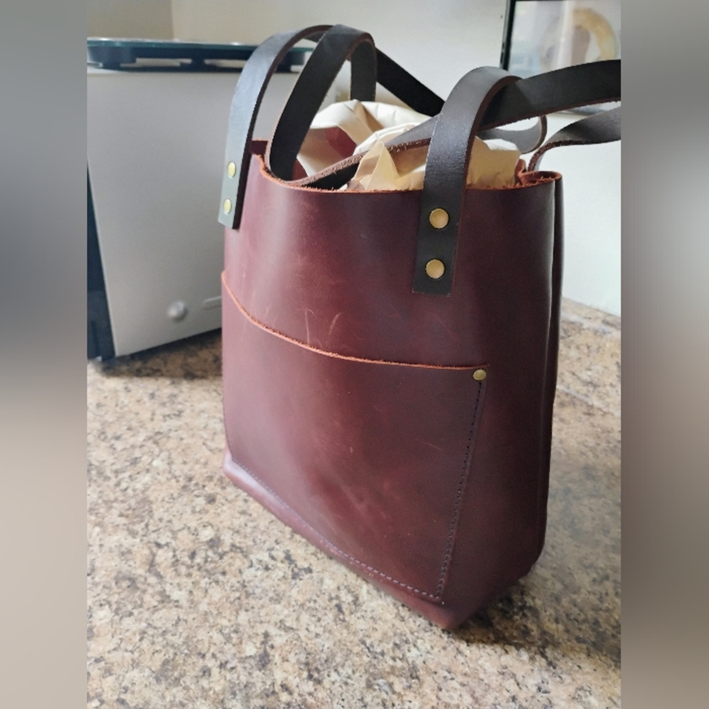 Portland Leather Tote Bag In Cherry Tone